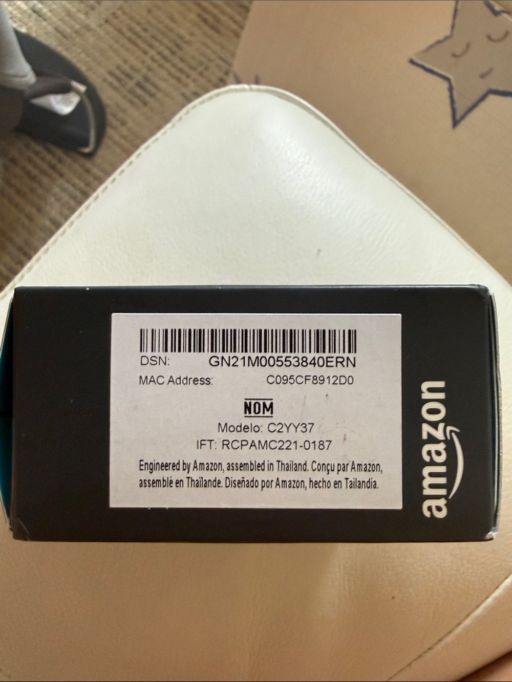 Amazon Smart Plug - Picture 2 of 4